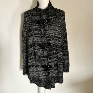 NWOT Guess M/L Acrylic Poncho Sweater